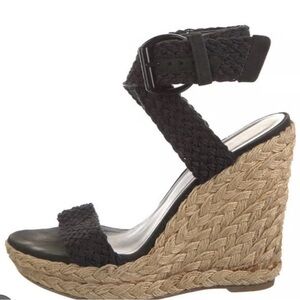 NEW NEVER WORN Stuart Weitzman Alex Black and Tan Woven Wedges